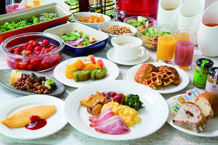 びわ湖大津プリンスホテル スカイフロア スイートルーム ペア宿泊券 ( 朝食付 ) 宿泊券