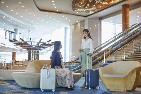 びわ湖大津プリンスホテル EIZANフロア ロイヤルスイートルーム ペア宿泊券 ( 朝食付 ) 宿泊券