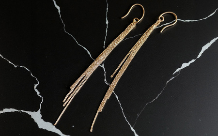 18金イエローゴールド 小豆チェーンフックピアス しなやかに揺れる上質な煌めき 大人のエレガント[AM012] / SP1001-K18