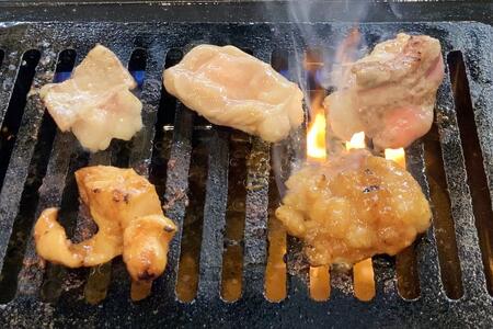 【肉屋くらは】近江牛自家製タレ漬ホルモンミックス［冷凍］