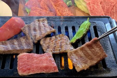 【肉屋くらは】【A4以上】近江牛 自家製タレ付き焼肉用500g