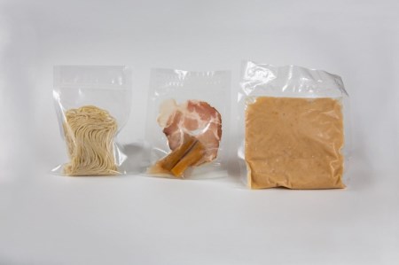 【らーめんチキン野郎】看板メニュー「こってり野郎」4食