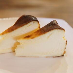 幸福のバスクチーズケーキ(小麦粉不使用)15cmホール 8~10人分 840g 1個