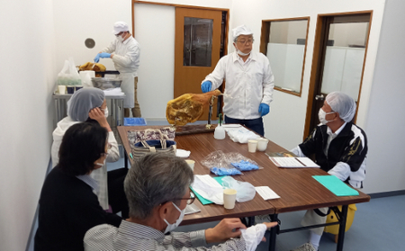 【総本家　肉のあさの】【ワークショップ】国産黒豚もも肉を使った生ハム手づくり体験（１本分）【AE17W】