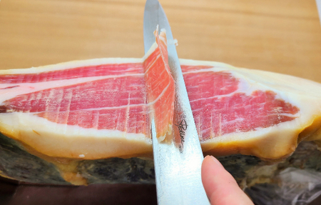 【総本家　肉のあさの】【ワークショップ】国産黒豚もも肉を使った生ハム手づくり体験（１本分）【AE17W】