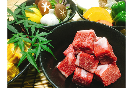 【PRキャンペーン対象】 近江牛 【並】 角厚切り肉 ご家庭用 500g 【BM01W】 牛肉 牛肉 牛肉 カレー シチュー