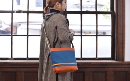 ハンドメイド　八幡帆布鞄　ショルダーバッグ　タテ型　琵琶湖ブルー　名入れ可【CC09W】