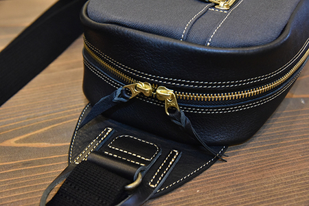 【PRキャンペーン対象】帆布と革のワンショルダーバッグ 近江牛レザー 地産帆布 アイアングレー【CC37W】