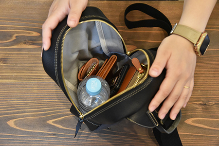 【PRキャンペーン対象】帆布と革のワンショルダーバッグ 近江牛レザー 地産帆布 アイアングレー【CC37W】