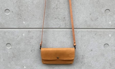 【 八幡レザー 】お財布 ポシェット キャメル 【DP03W】 カバン 鞄 かばん ポシェット 牛革 レザー 軽量