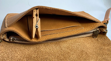 【 八幡レザー 】お財布 ポシェット キャメル 【DP03W】 カバン 鞄 かばん ポシェット 牛革 レザー 軽量