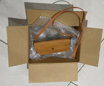 【 八幡レザー 】お財布 ポシェット キャメル 【DP03W】 カバン 鞄 かばん ポシェット 牛革 レザー 軽量