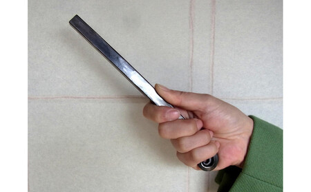 刀鍛冶謹製 蕨手鋼文鎮