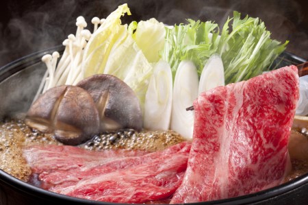 【冷蔵でお届け可】近江牛すき焼き用霜降りロース・モモ肉スライスセット　500g
