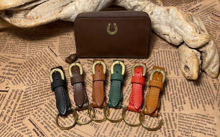 蹄鉄ラウンドファスナーコインケース ダークブラウン 蹄鉄バックルキーリング ダークブラウン 滋賀県栗東市 ふるさと納税サイト ふるなび