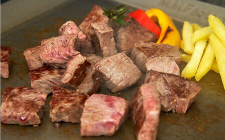 近江牛サイコロステーキ（モモ）450g [BIBE028] サイコロステーキ