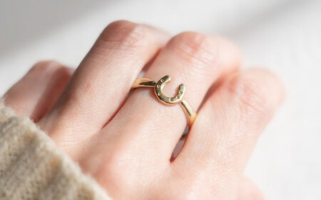 【選べるサイズ】 馬蹄リング 真鍮 2mm 13号-19号 [BIBP004] 競馬