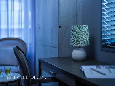 【mimi lamp】ミミランプ（白） - ウィリアムモリス ウイローボウ（日本製）テーブルスタンド・照明