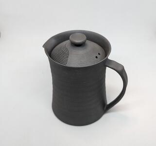 マイカフェポット M 焼き締めブラック