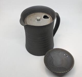 マイカフェポット M 焼き締めブラック