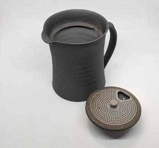 マイカフェポット M 焼き締めブラック