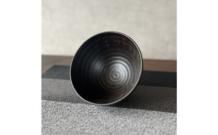 匠 －TAKUMI－　【信楽焼】たっぷり入るどんぶり鉢（黒釉）2個セット