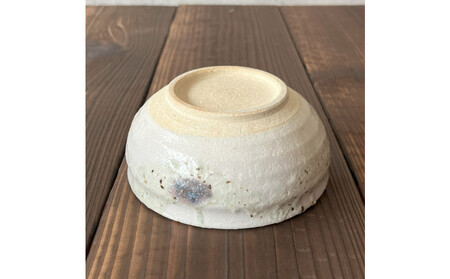 信楽焼　いろどり小鉢2個セット（白釉花曇り）