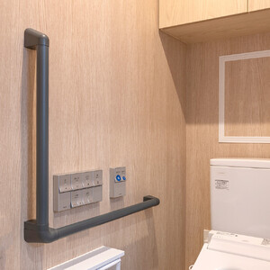 住宅向け手すりソフトハンドP-34V／L-6060／#04ソフトブラック