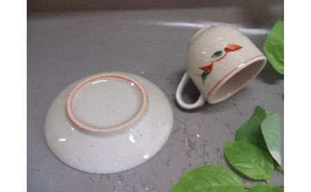 【信楽焼】白釉上絵付カップ＆ソーサー　　　うつわ　nwu-025