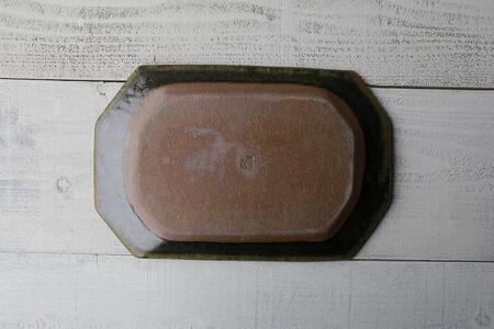 信楽焼　サビ釉　八角プレート (大)【古谷製陶所】