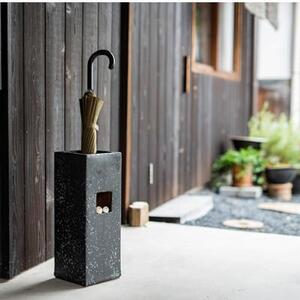 ペアふくろうスパタ正角傘立　B155-06　信楽焼・明山