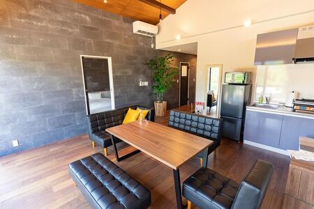 グランピング THE ROSE VILLAGE　宿泊利用チケット（3,000円分）