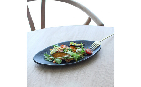 匠 －TAKUMI－ 【信楽焼】楕円プレート（ブラック） ２枚セット　mu-004