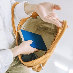 【J-437】HOSOIFUKUROMONO　ミディアムトートバック　グレー［高島屋選定品］