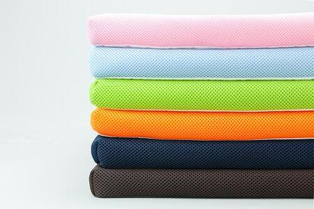 高反発ブレスエアー製「オフィスクッションNEO」2個セット 近江化成工業株式会社 滋賀県 東近江市 C45 座布団 デスクチェア 椅子 クッション 蒸れない 洗える 抗菌 防臭 姿勢矯正 腰痛対策 テレワーク 在宅勤務