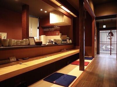 【韓国食堂 入ル ゴショミナミ】≪ディナー≫蔘鶏湯コースお食事券2名様分(ぐるなびセレクション)