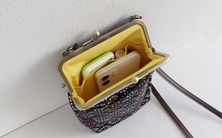 【AYANOKOJI】がま口お散歩ポシェット(京都菊菱 黒)