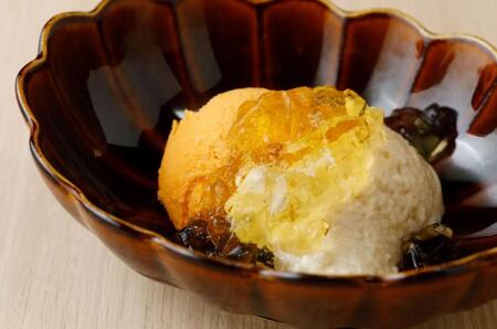 【二條 葵月】【夜】カウンター限定 おまかせ鮨コース(フカヒレ等)お食事券2名様分(ぐるなびセレクション)