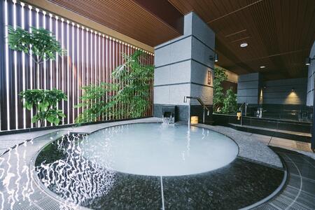 【四条河原町温泉 空庭テラス京都 別邸】ホテル宿泊ペアチケット(平休日1泊朝食付・鴨川ツイン・露天風呂付)｜天空温泉 ルーフトップ 人気ホテル