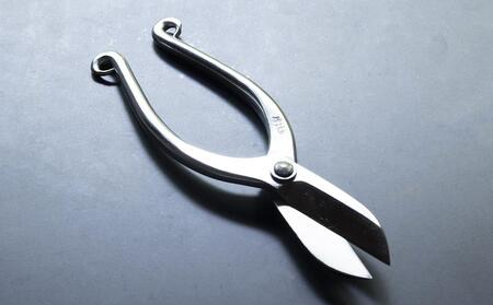 【金高刃物老舗】花鋏 白打ち(五寸五分)