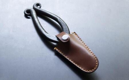 【金高刃物老舗】花鋏 黒打ち(五寸五分)