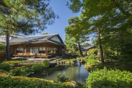 【南禅寺　順正】ペアランチまたはディナー食事券　［ 京都 京料理 食事 ランチ ディナー 人気 おすすめ 老舗 グルメ チケット 割引 ナンゼンジ ジュンセイ ］