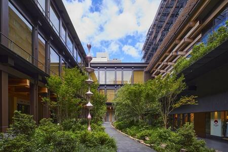 【エースホテル京都】ペア宿泊チケット1泊朝食付《ヒストリックツイン》｜シアトル発祥 アート＆ミュージック 屋上庭園 人気ホテル