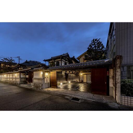 【高島屋選定品】〈宿坊KANETSUNE〉宿坊・食堂貸切１泊＜一組限定一棟貸し宿坊５名まで＞朝食 京料理仕出し弁当つき 夕食 職人が目の前で握る寿司フルコース オプション：香道三品大枝流・香道聞香/お手前体験