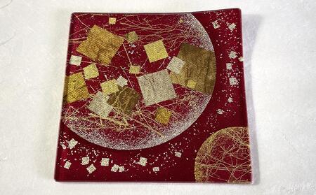 【金彩工芸山田】金彩友禅ガラスの器 和菓子皿 双子月(赤黒)