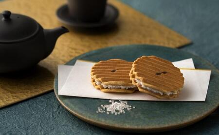 【高島屋選定品】【鼓月】プレミアム千寿せんべい24枚入｜京都 千寿せんべい 有名店 人気 和菓子 和菓子