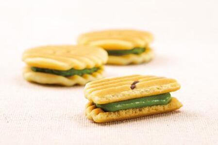 【高島屋選定品】【鼓月】姫千寿せんべい二段箱｜京都 千寿せんべい 有名店 人気 和菓子 和菓子