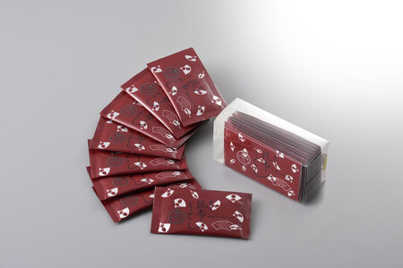 【下鴨茶寮】料亭の昆布とうがらし(2g×8袋セット) [ 京都 老舗 料亭 ミシュラン 調味料 ふりかけ 七味 人気 おすすめ グルメ 京料理 京懐石 ギフト プレゼント お取り寄せ 通販 送料無料 ふるさと納税 ]