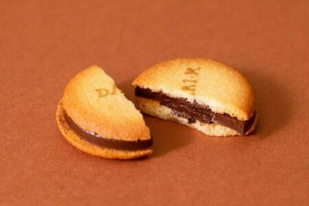 【高島屋選定品】<dari K(ダリケー)>カカオサンドクッキー(ミルク)6枚入×5箱セット