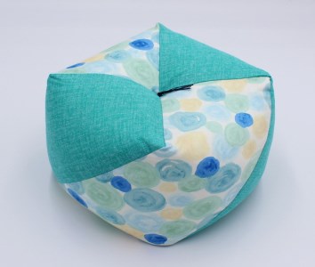 【洛中高岡屋】えがおつながる、おざぶとん『おじゃみキッズ学（がく）』（しゃぼんふゆ＆藍玉）